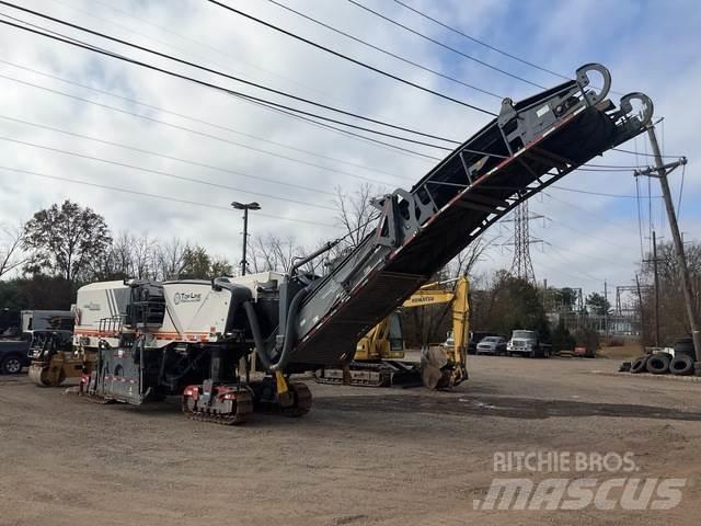 Wirtgen W250 Freze za asfalt
