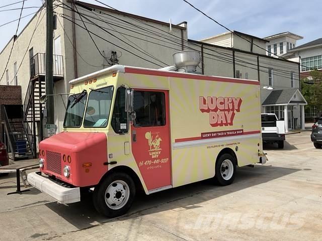 Workhorse P42 Kamioni za prevoz pića