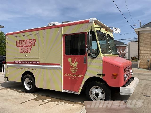 Workhorse P42 Kamioni za prevoz pića