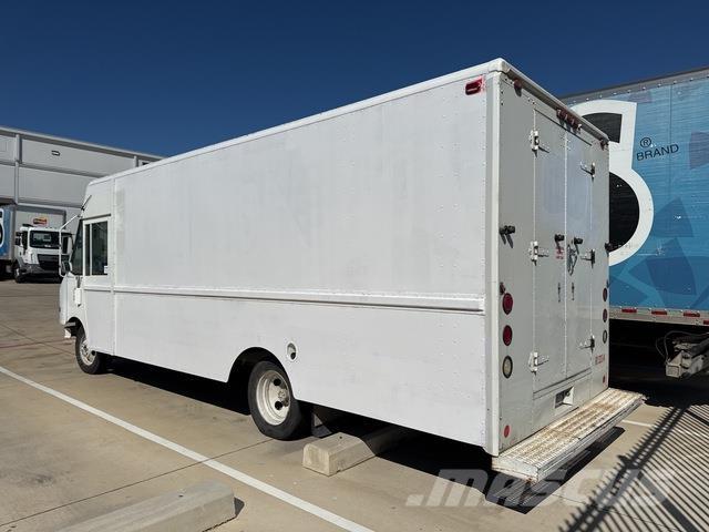 Workhorse P42 Sanduk kombiji