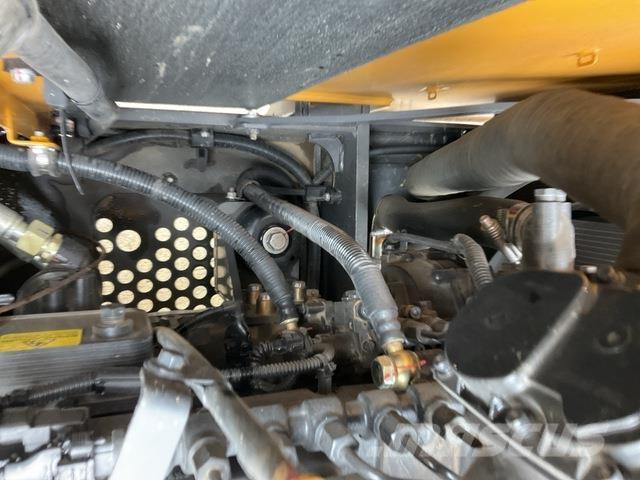 XCMG XE135G Bageri guseničari