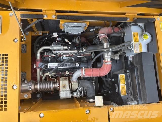 XCMG XE155GA Bageri guseničari