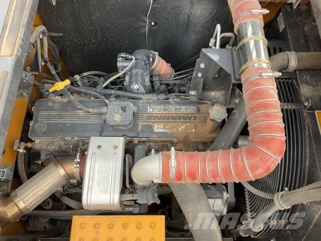 XCMG XE380GK Bageri guseničari