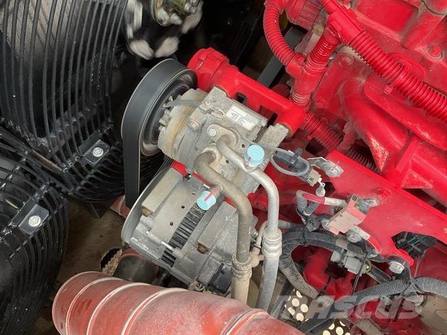 XCMG XE700GK Bageri guseničari