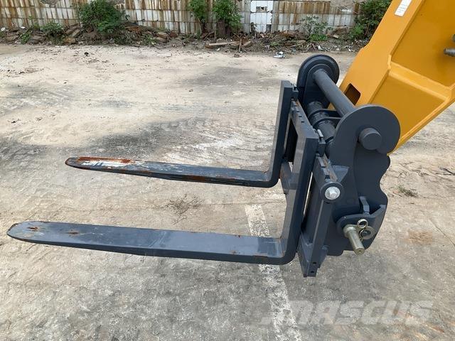 XCMG XT2506E Teleskopski viljuškari