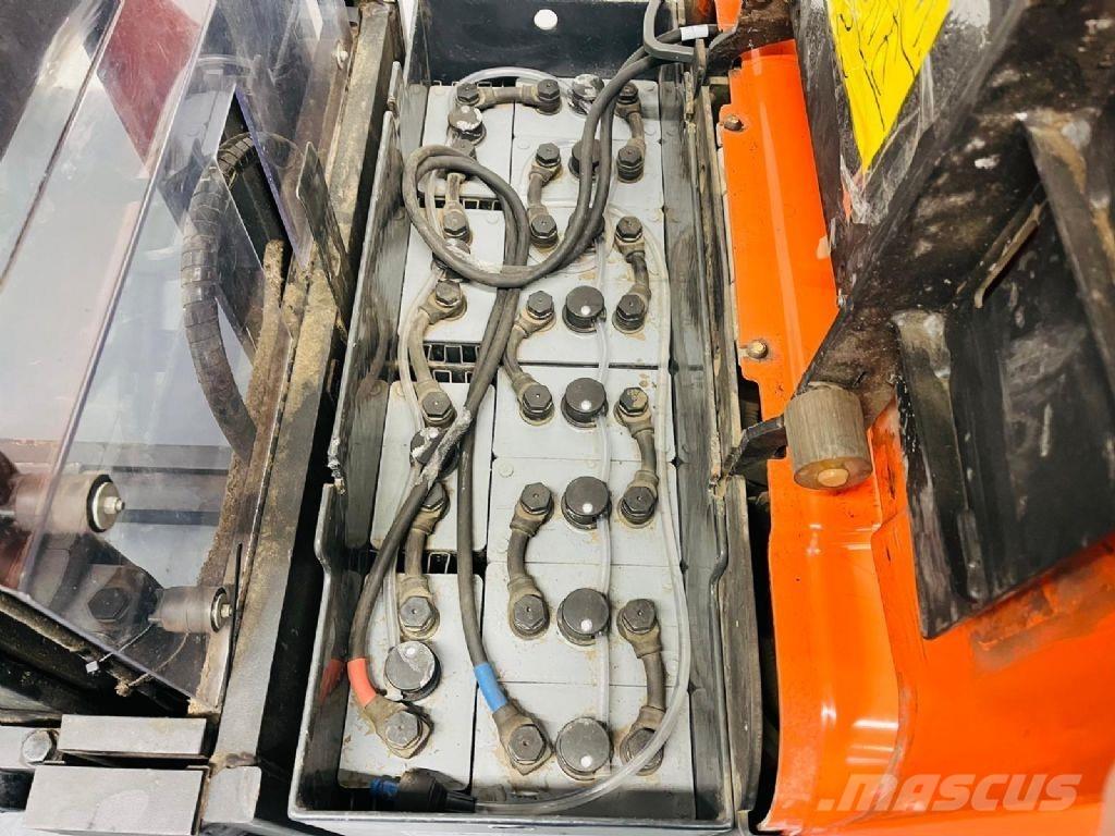 BT SPE160L Ručni električni viljuškar