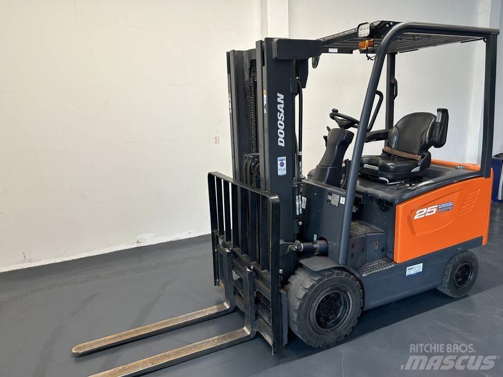 Doosan B25S-7 Električni viljuškari