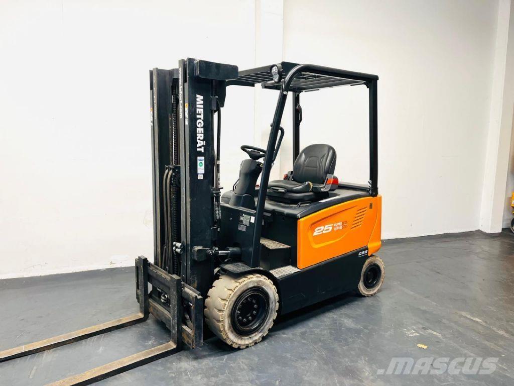 Doosan B25X-7 Plus Električni viljuškari