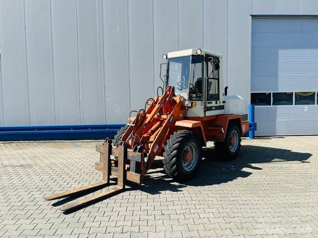 Schaeff KL835 Skid steer mini utovarivači
