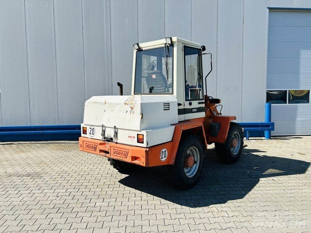 Schaeff KL835 Skid steer mini utovarivači