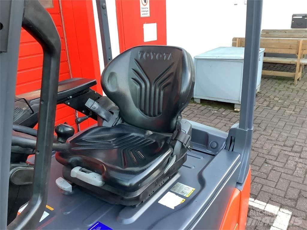 Toyota 8FBE20T Električni viljuškari