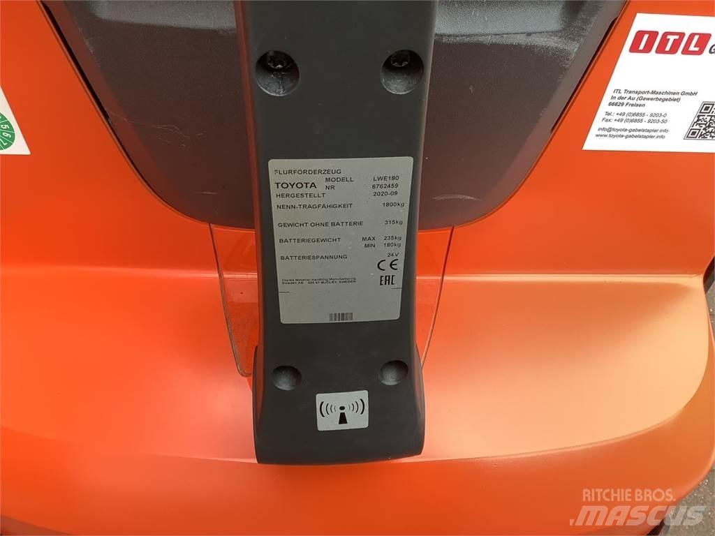 Toyota LWE180 Nisko podizni električni viljuškar