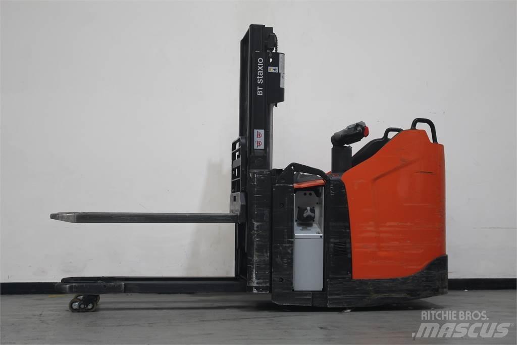 Toyota SPE200D Ručni električni viljuškar