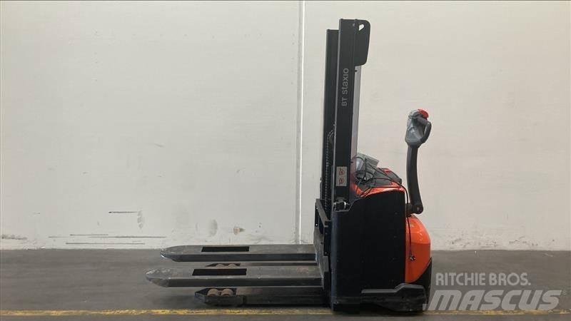 Toyota SWE120 Ručni električni viljuškar