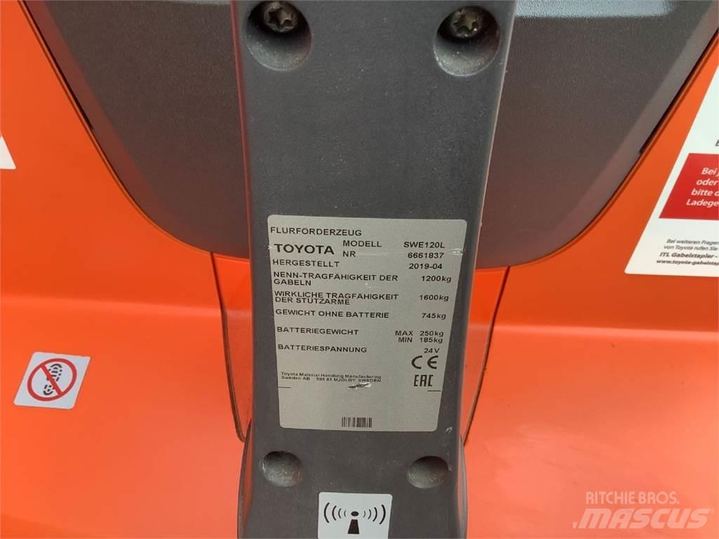 Toyota SWE120L Ručni električni viljuškar