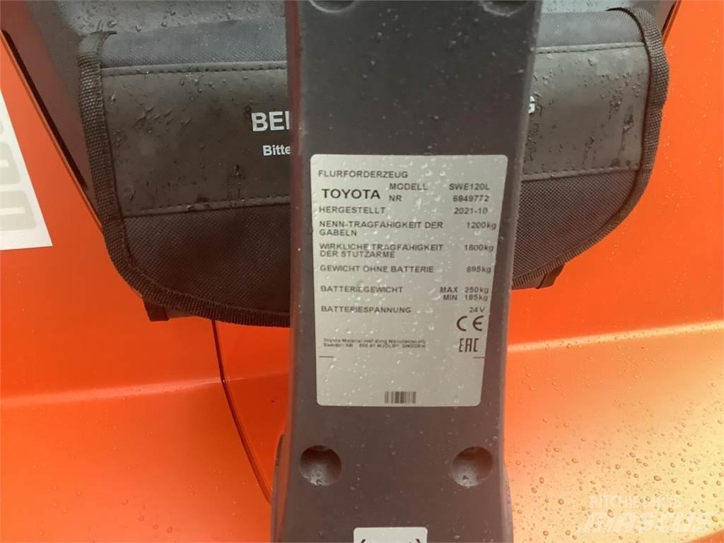 Toyota SWE120L Ručni električni viljuškar