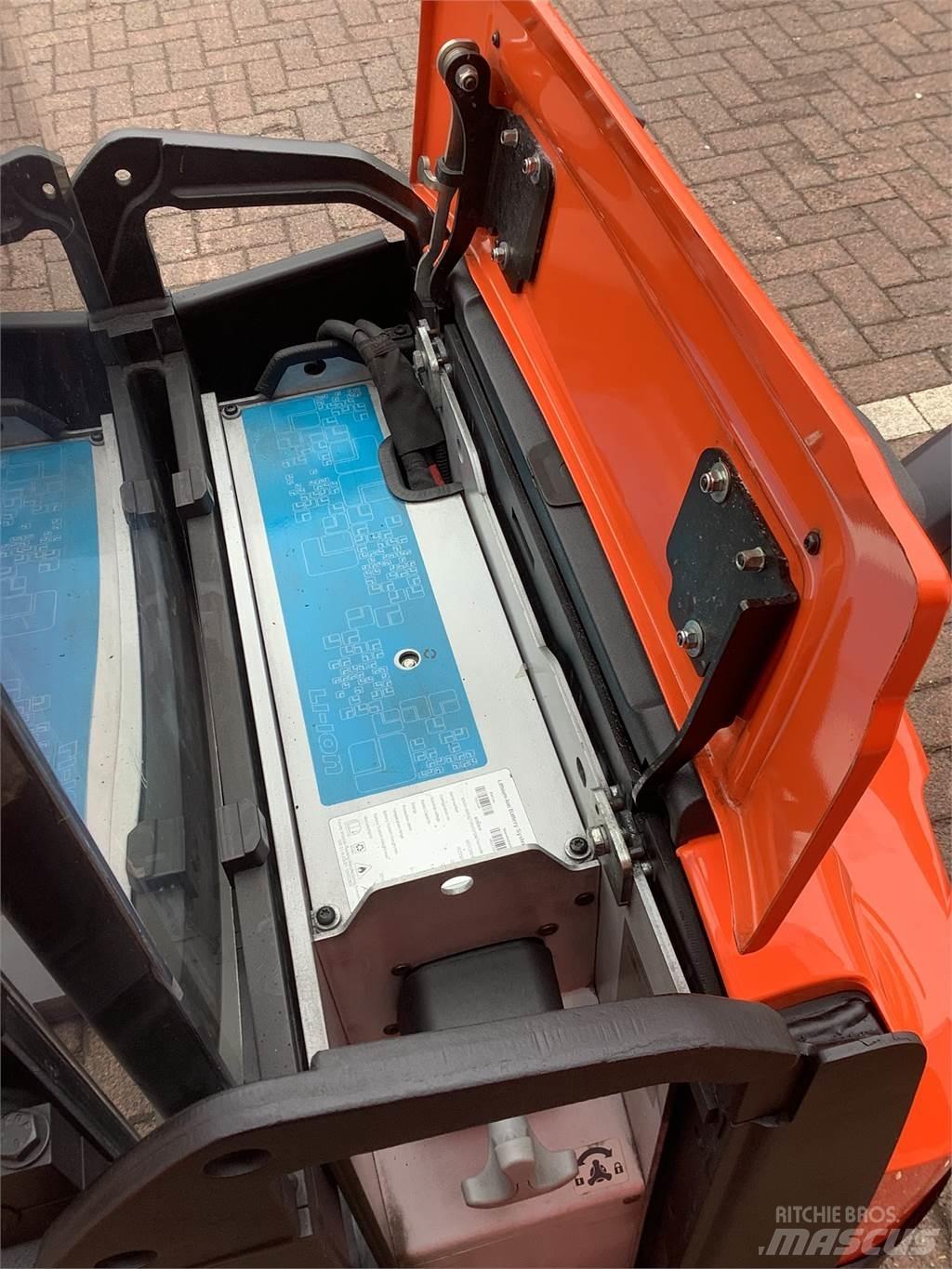 Toyota SWE145 Ručni električni viljuškar