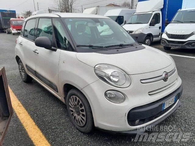 Fiat 500L Sanduk kombiji