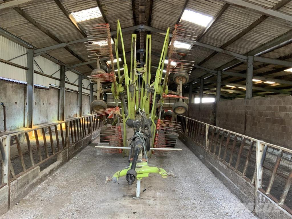 CLAAS LINER 2900 Okretači i sakupljači sena