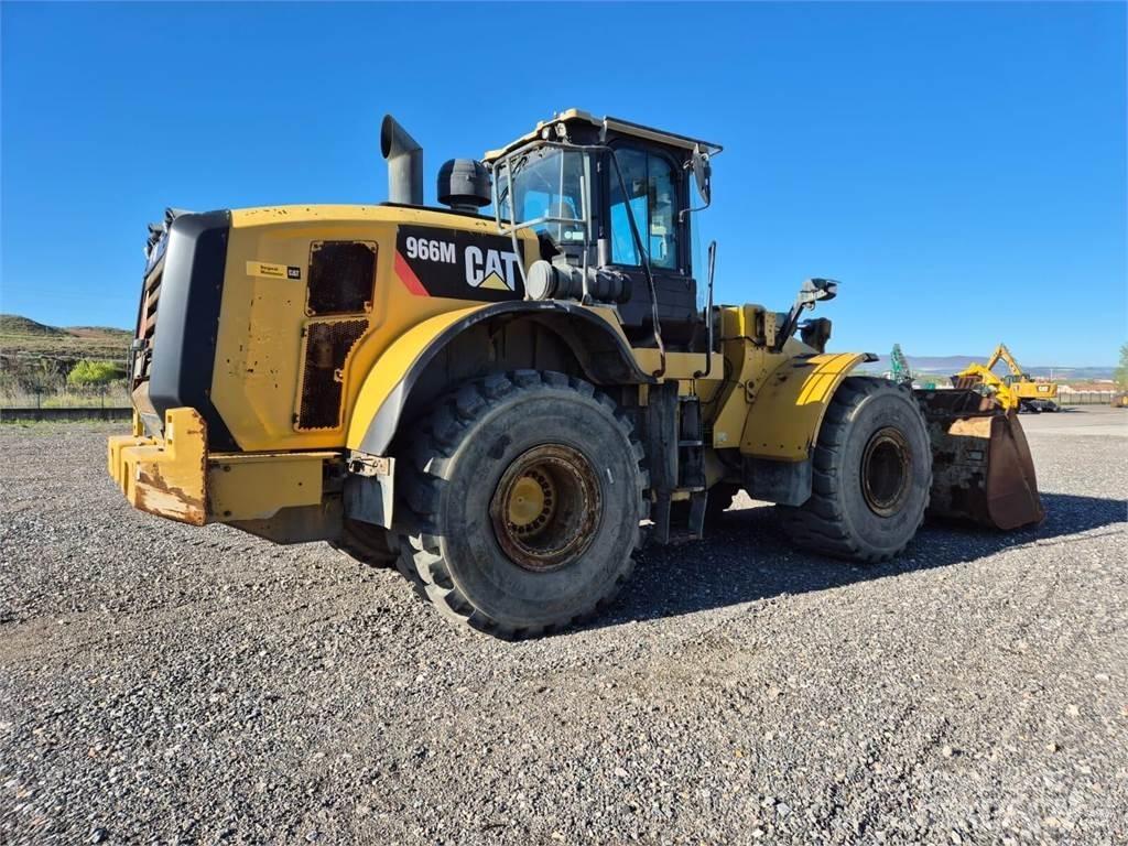 CAT 966M Utovarivači na točkove