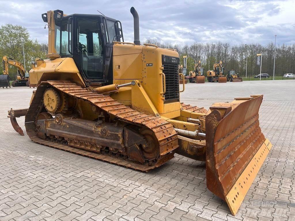 CAT D6N XL Buldožeri guseničari