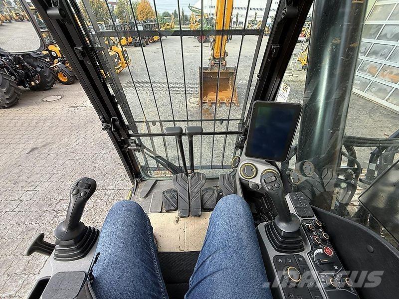 JCB 370X Bageri guseničari