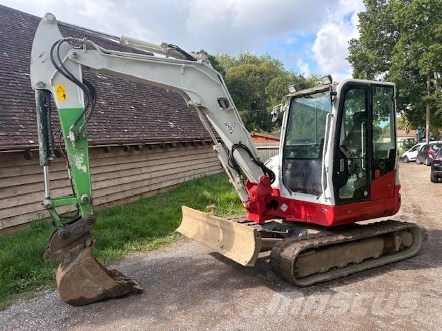 Takeuchi TB260 Midi bageri 7t – 12t