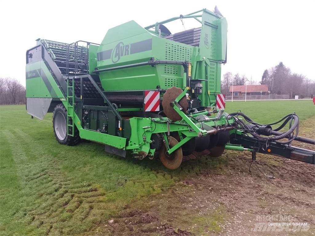 AVR SPIRIT 9200 Kombajni i kopači za krompir
