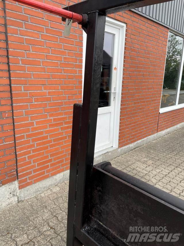  BALLESPYD T/BOBCAT Pritege za bale