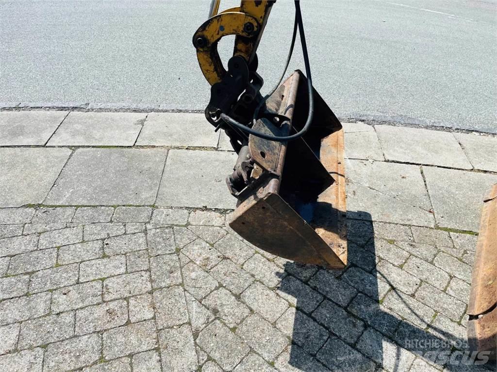 CAT 301.8C Mini bageri < 7t