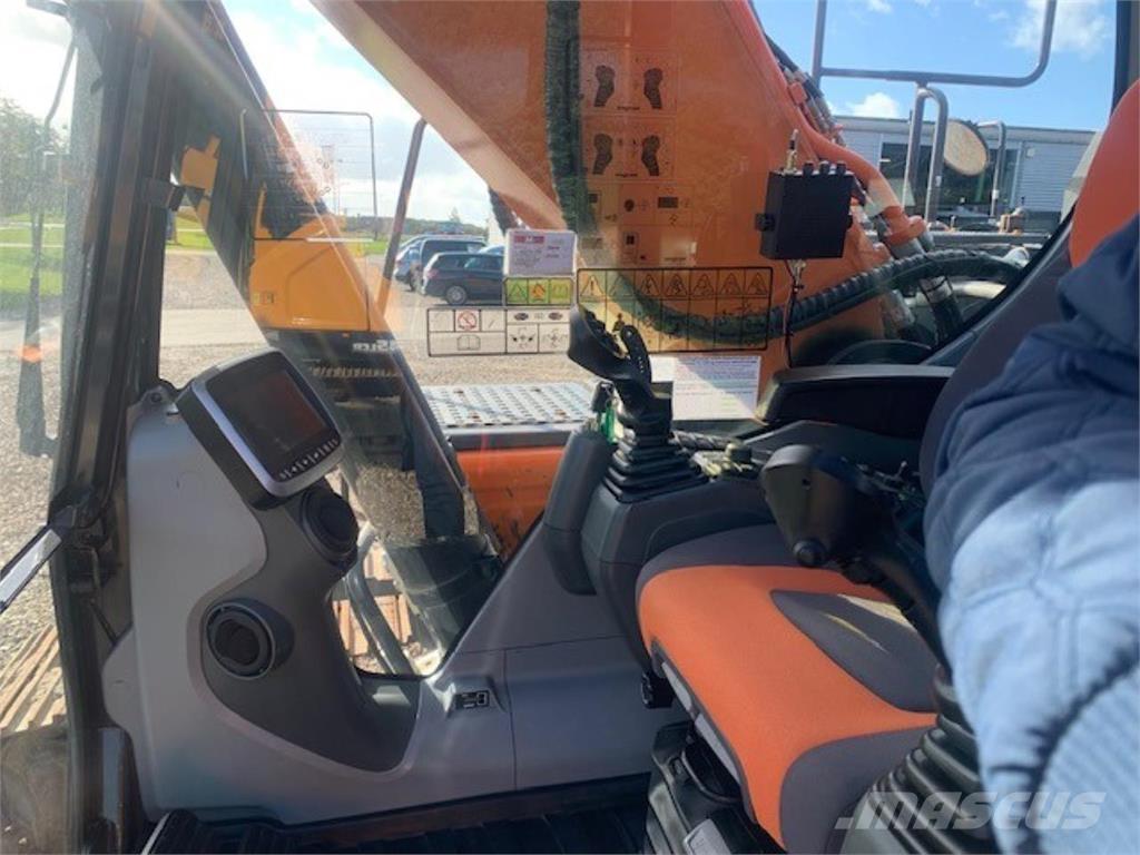 Doosan 255-5 Bageri guseničari