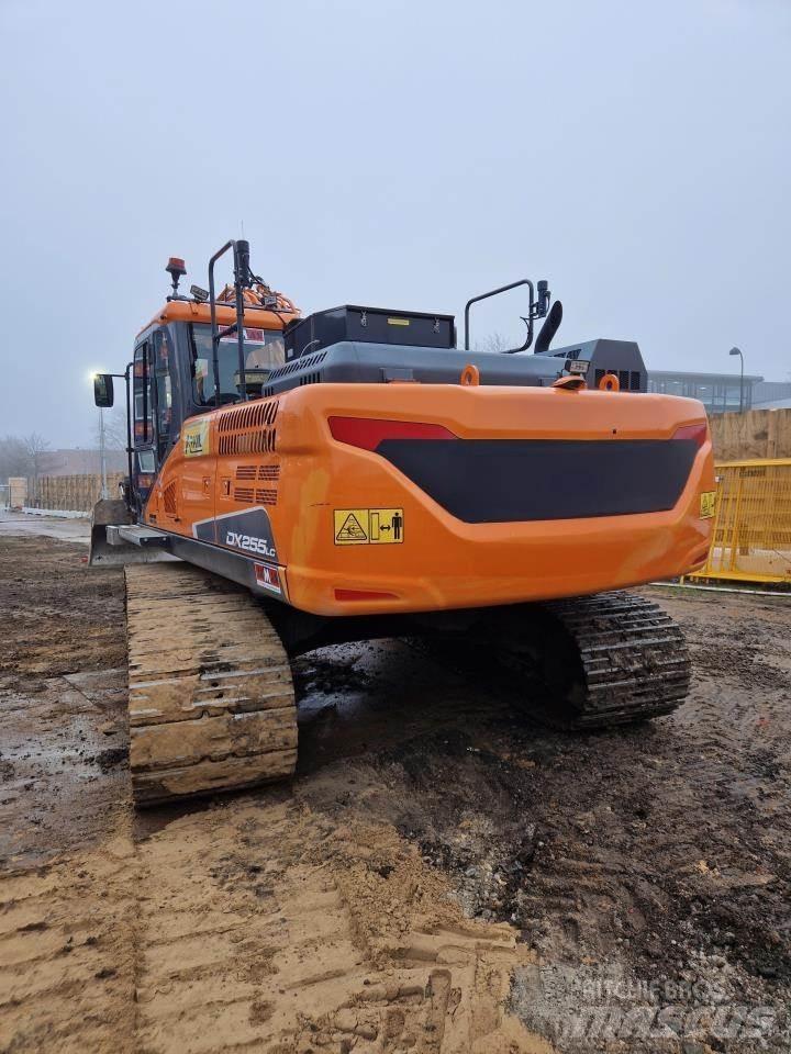 Doosan 255-5 Bageri guseničari