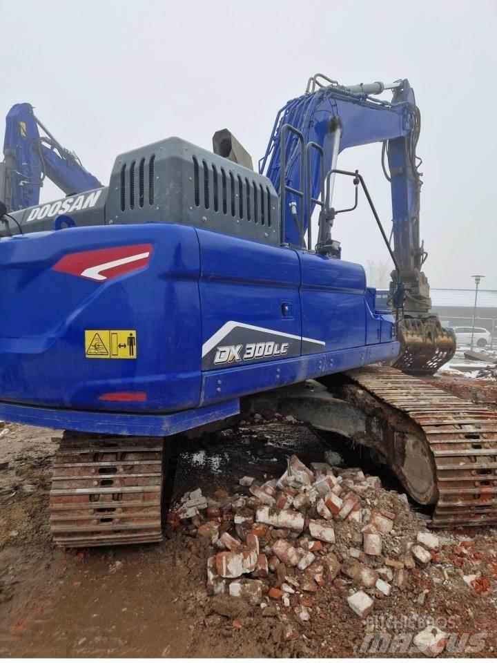 Doosan DX300LC-7 Bageri guseničari