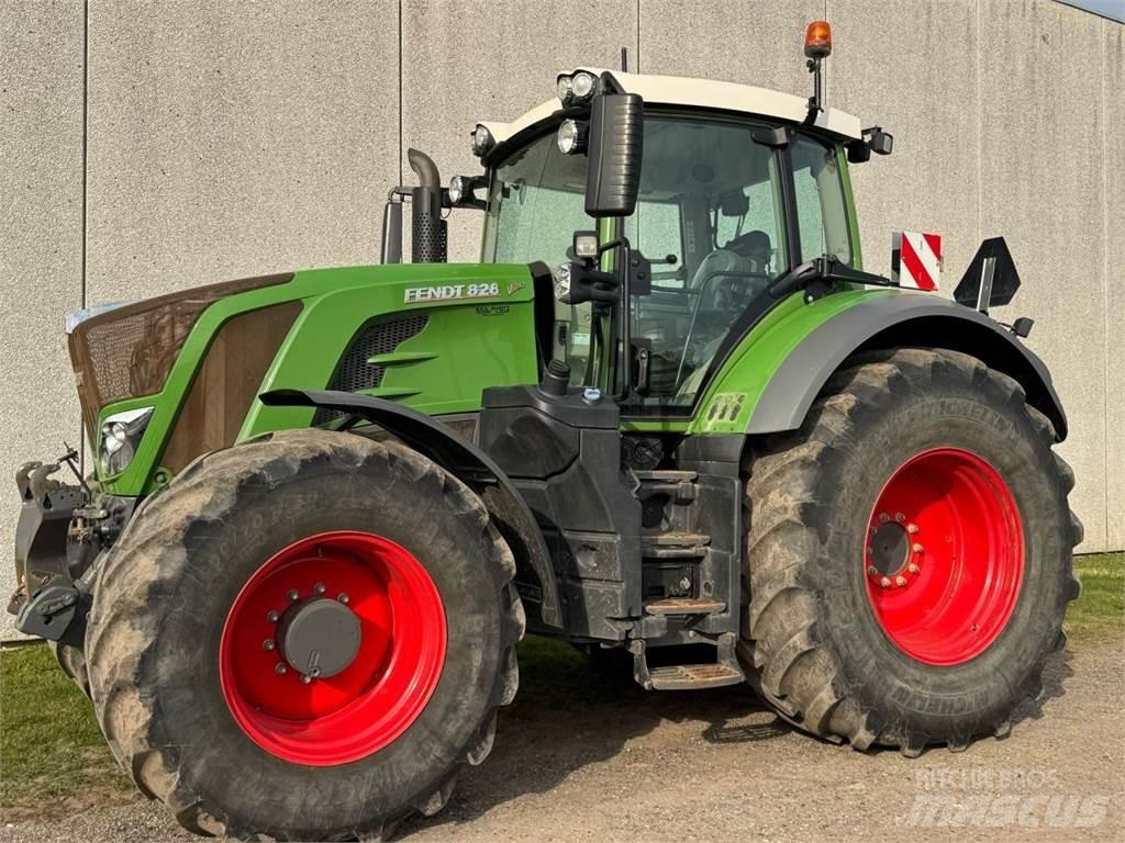 Fendt VARIO 828 Traktori