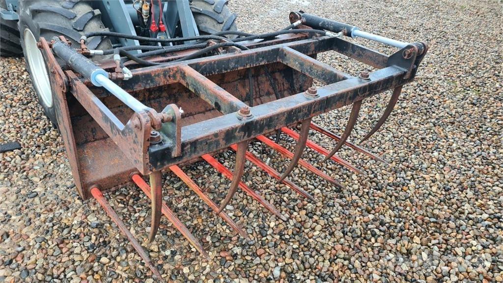 GiANT SILOKLO Ostale komponente za građevinarstvo