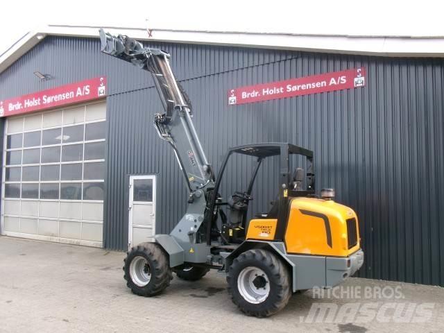 GiANT V5003TELE Mini utovarivači