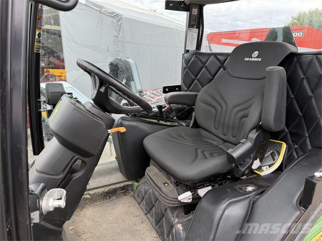 John Deere 1585 Vozila za prevoz opreme za rad