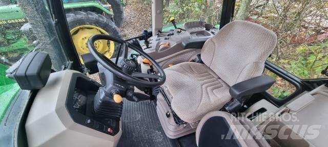 John Deere 5115M Traktori