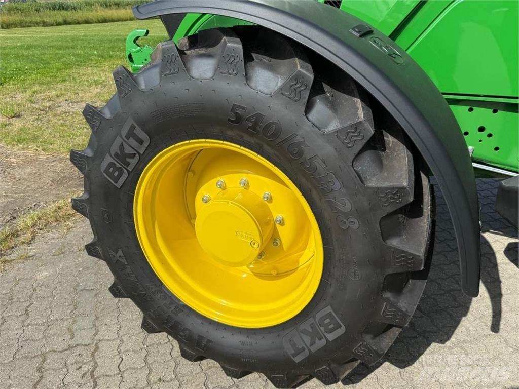 John Deere 6155M Traktori