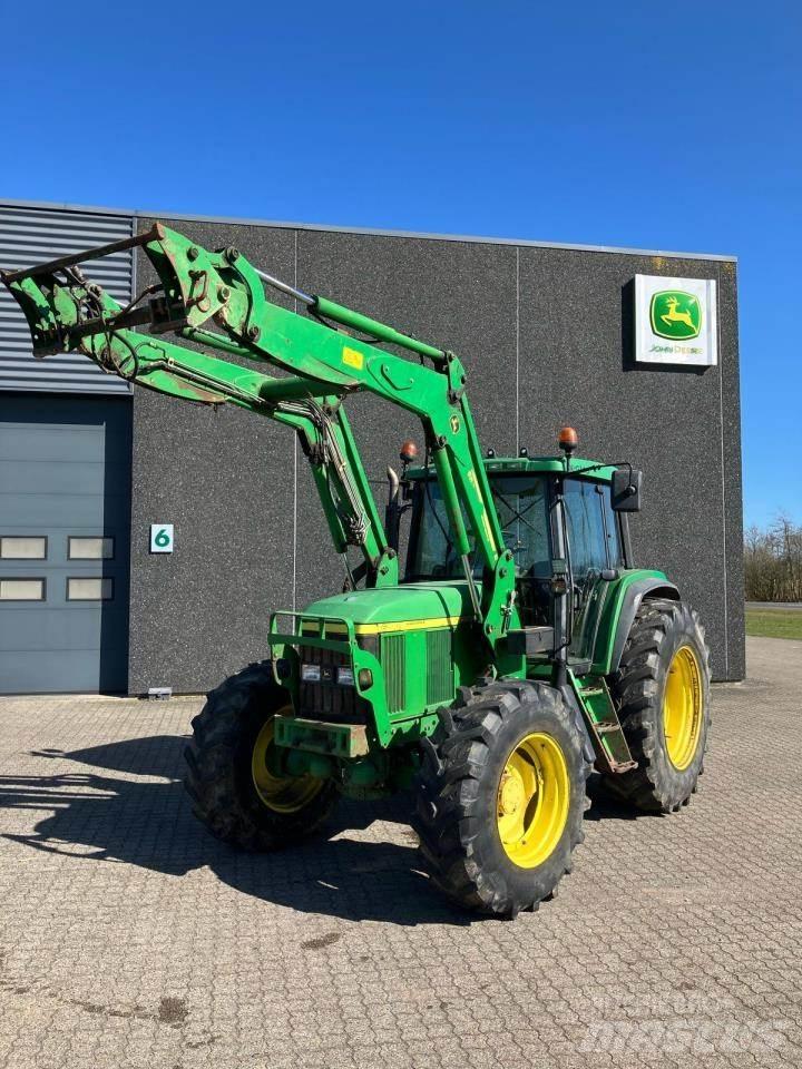 John Deere 6810 Traktori