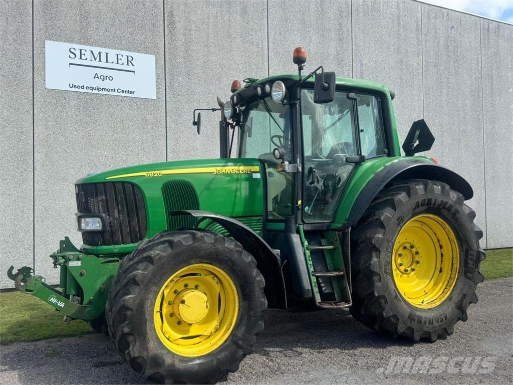 John Deere 6820 Traktori