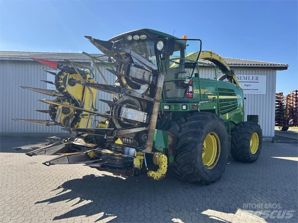 John Deere 7400 Kombajni za stočnu hranu