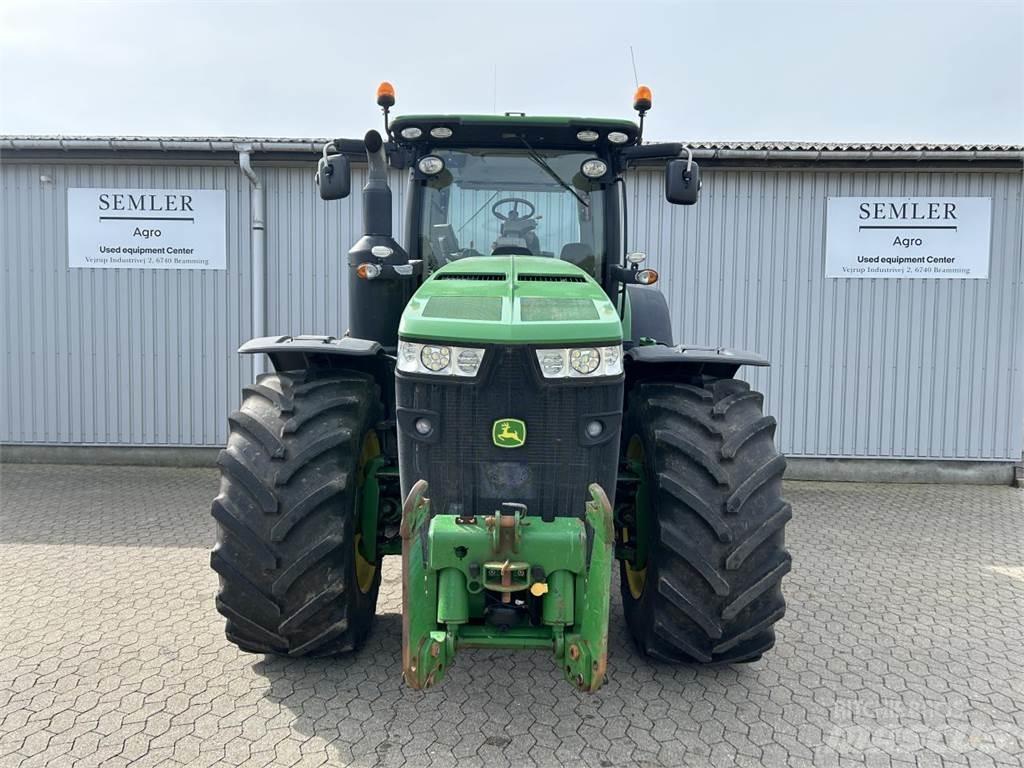 John Deere 8320R Traktori