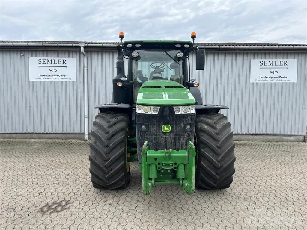 John Deere 8345R Traktori