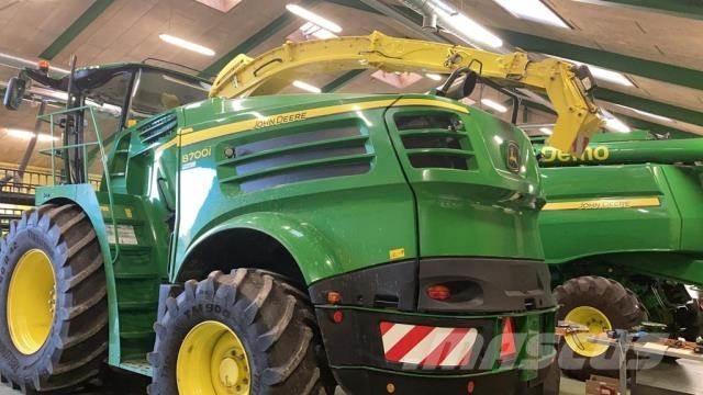 John Deere 8700 Kombajni za stočnu hranu
