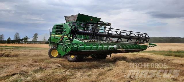 John Deere T660 Kombajni