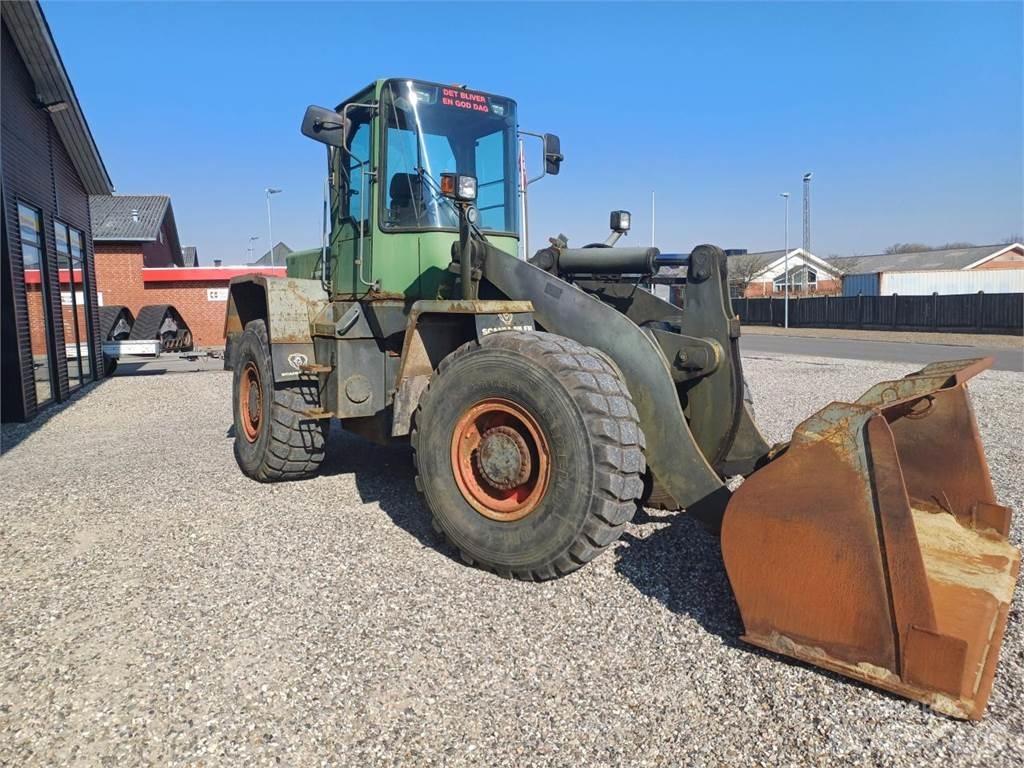 Komatsu WA270 Utovarivači na točkove