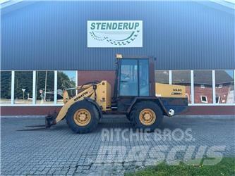 Komatsu WA90 Utovarivači na točkove