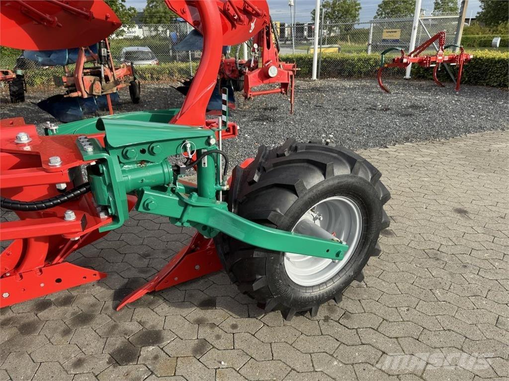 Kverneland 3300S Plugovi obrtači