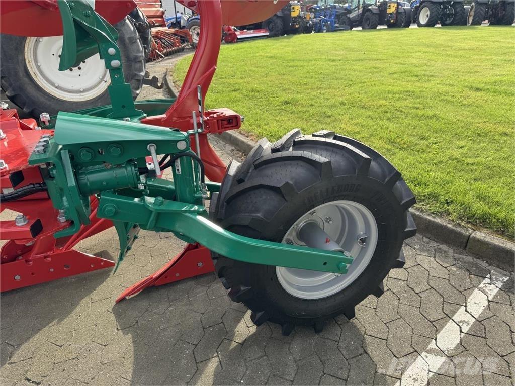 Kverneland 3300S Plugovi obrtači